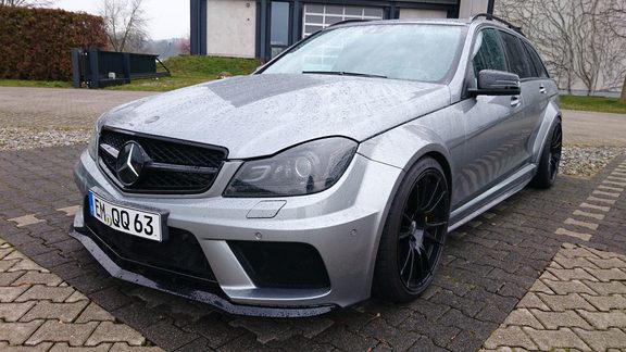 טפט 4K כוכב מרצדס בנץ (Mercedes Benz AMG) מכרום מבריק #034