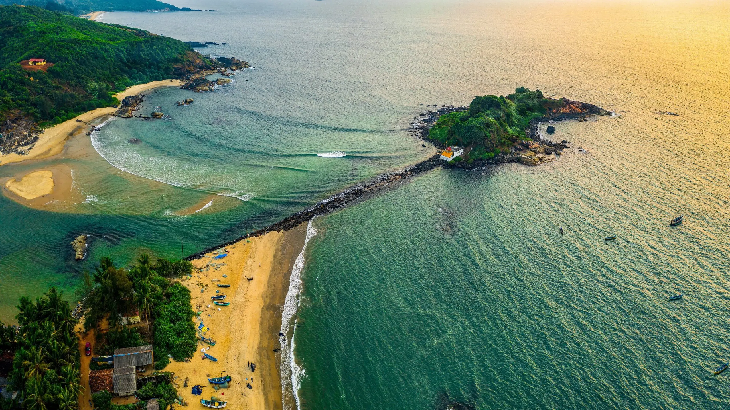 Life on India's west coast