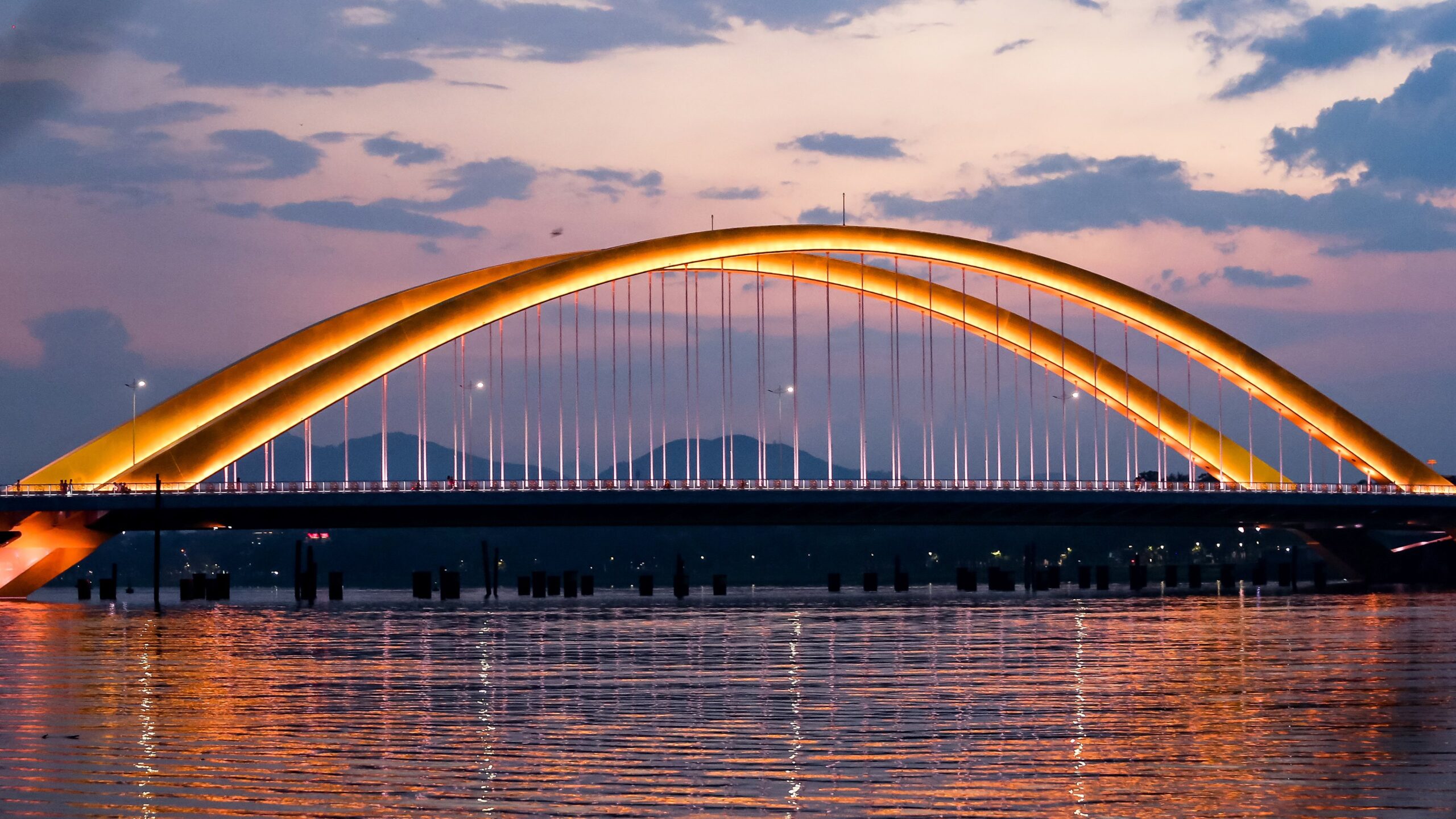 Winging it over the river